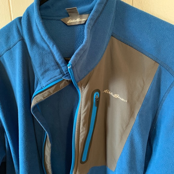Eddie Bauer fleece - Picture 2 of 2